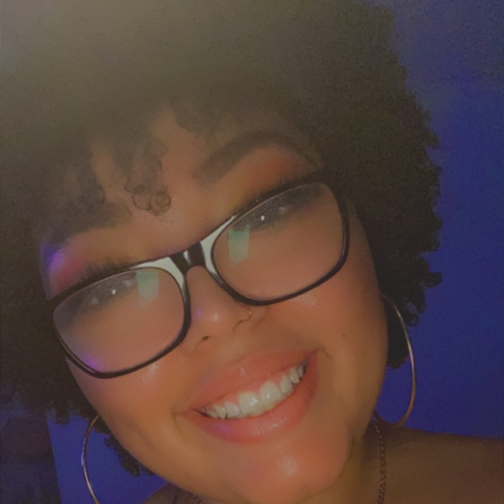 Meet your Posher, Marriah